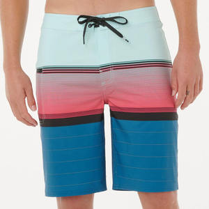 กางเกงขาสั้นชายหาดผ้าโพลีเอสเตอร์แบบแห้งเร็ว กางเกงว่ายน้ำผู้ชาย กันน้ำ ยืดหยุ่นได้ ผลิตจากผ้ารีไซเคิล สำหรับใส่เล่นกระดานโต้คลื่น - Product Image 1