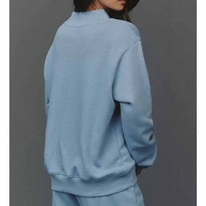 Sweat-shirt unisexe personnalisé à coupe classique, col rond, brodé, 100 % coton, avec lettres, col, poignets et ourlet contrastants en côte, grammage lourd - Product Image 3