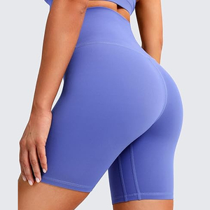 Shorts de sport pour femmes avec logo personnalisé, shorts de yoga à taille haute avec poches, shorts de course et de gym en spandex compressif - Product Image 3