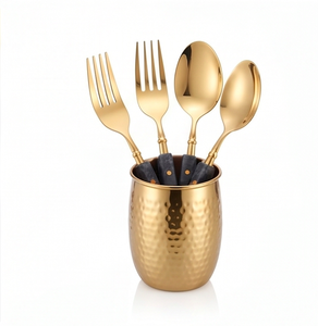 Juego de cubiertos de lujo con mango negro y detalles dorados, de acero inoxidable premium, perfecto para cenas elegantes, fiestas y decoración de cocina. - Product Image 3