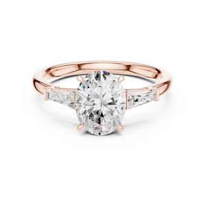Elegante anillo de compromiso de tres piedras con moissanita ovalada chapada en oro rosa y piedras laterales cónicas tipo baguette para mujer - Product Image 1