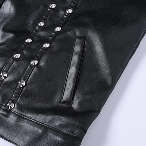 Chaleco de Cuero Vintage Punk para Hombre |   Chaleco de Motociclista sin Mangas con Remaches |   Chalecos de Cuero Negro para Hombre Estilo Urbano - Product Image 3