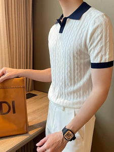 Nouveau T-shirt de golf pour homme tendance, écoresponsable, à blocs de couleur, col en V, texture jacquard élastique, coupe ajustée, manches courtes, tricoté - Product Image 6