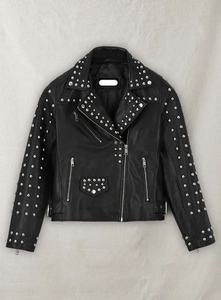 Veste en cuir moto cloutée personnalisée pour femmes, veste de motard élégante en cuir véritable - Product Image 2