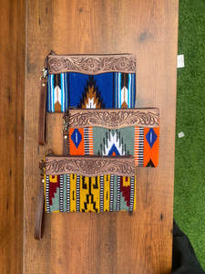 กระเป๋าสตางค์หนังแท้หลายใบทำด้วยมือกระเป๋าคลัทช์ข้อมือหนังแท้สไตล์ตะวันตกของขวัญสุดหรูสำหรับผู้หญิง - Product Image 2