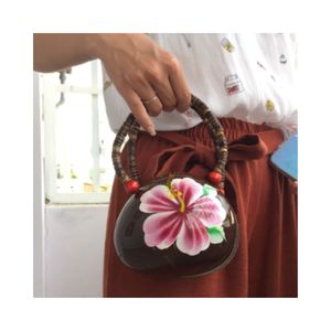 Bolso de Mujer Vintage de Moda, Hecho con Cáscara de Coco, con Cierre de Cremallera, Correa Única, Forro de Algodón y Flores - Product Image 6