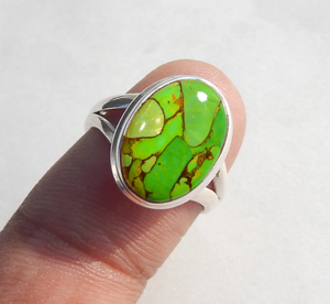 Bague turquoise verte en argent sterling 925, faite à la main, pour elle, fournisseur en gros de bagues, fournisseur de bijoux artisanaux - Product Image 1