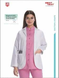 Bata de Laboratorio Médica de Manga Larga 100% Poliéster UTI, Unisex, para Uso Hospitalario NA - Product Image 3