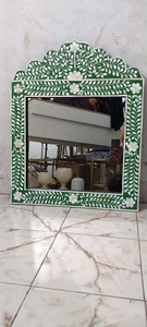 Elegante Espejo de Pared de Buena Calidad con Marco Hecho a Mano, Incrustaciones Florales Verdes, Espejo de Pared Arqueado con Marco Decorativo de Madera Tradicional - Product Image 4