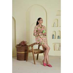 Conjunto de Shorts de Tango Tropical para Mujer - Product Image 1