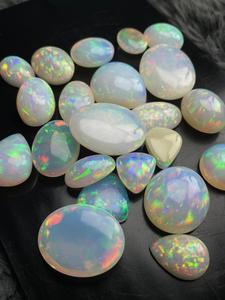 Lot de cabochons d'opale naturelle éthiopienne, formes variées, opale de feu multicolore, pierres précieuses lâches chatoyantes, sans traitements, 5-40 carats pour la joaillerie - Product Image 1