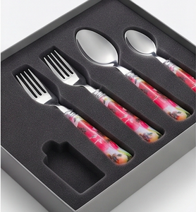 Ensemble de couverts à imprimé floral rouge avec tête en argent avec couverts en acier inoxydable pour table à manger, restaurants à domicile et hôtel - Product Image 6