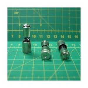 P60555 Pièces de rechange pour machines à coudre domestiques Pied-de-biche fabriqué à Taiwan Tige d'adaptation pour usage domestique Pièces de machine à vêtements - Product Image 1