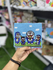 กระเป๋าใส่เหรียญปักลูกปัดทำมือแบบดั้งเดิมพร้อมลวดลายดอกไม้ที่สวยงามและงานฝีมือประณีต - Product Image 3