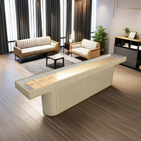 Table de shuffleboard pleine grandeur au design moderne et luxueux, en bois massif personnalisé, écologique et durable, BaiChen BCS-28, pour usage domestique en intérieur, avec revêtement en velours