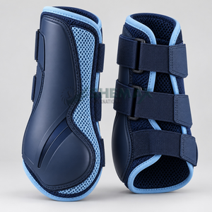 Bottes de brossage polyvalentes pour chevaux, dotées d'un tissu de qualité, d'un ajustement confortable et de sangles sécurisées pour l'entraînement et les compétitions. - Product Image 1