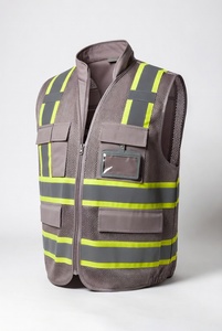 Chaleco de seguridad transpirable de alta visibilidad para hombre con franjas reflectantes y múltiples bolsillos, diseño de malla gris - Product Image 2
