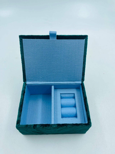 Organiseurs de bijoux faits à la main, multicolores, forme personnalisable, brodés à la main, taille sur mesure par whimsy art craft - Product Image 3
