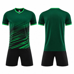 Conjunto de Camiseta de Fútbol Sublimada Transpirable al por Mayor, Cuello en V, Manga Corta, 100% Poliéster, Unisex, Impresión Personalizada, Secado Rápido, para Entrenamiento - Product Image 2