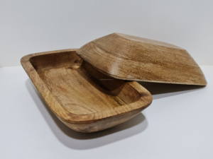 Cuenco Rectangular de Madera Hecho a Mano para Velas |   Recipiente de Madera Natural para Velas de Cera de Soja - Product Image 1