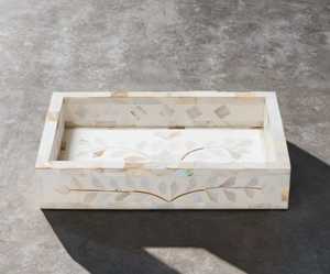 Plateau de service et de rangement de luxe en nacre irisée, mosaïque artisanale de coquillages, organisateur haut de gamme pour la décoration intérieure et la salle à manger - Product Image 3