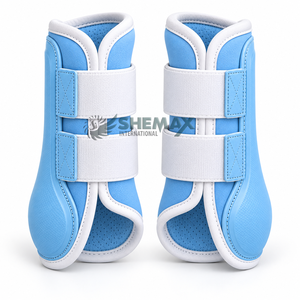 Botas de cepillado para caballos resistentes, diseñadas con material exterior duradero, acolchado cómodo y correas ajustables para entrenamiento regular. - Product Image 5