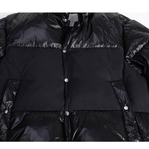 Veste d'hiver légère matelassée pour homme, coupe slim, avec capuche et fermeture éclair, personnalisable OEM, style décontracté et brillant - Product Image 6