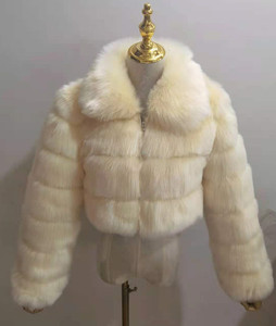 Nouvelle veste matelassée courte en duvet Sherpa imperméable et chaude avec logo personnalisé, fausse fourrure, pour femmes, très tendance - Product Image 5