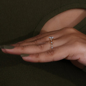 Anillo de compromiso de diamante de corte brillante redondo cultivado en laboratorio, regalo de aniversario y boda para mujeres para ceremonias de boda a distancia - Product Image 6