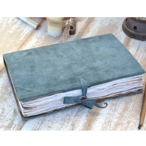 Journal en cuir suédé véritable fait main, journal rustique, carnet de voyage avec fermeture à ruban esthétique, pages vintage - Product Image 5