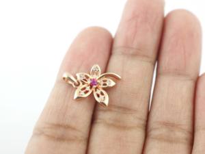 Collier pendentif floral minimaliste en argent sterling fait main, or rose, délicat - Product Image 6