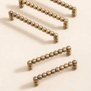 Poignées de meuble modernes, boutons de tiroir, poignées de porte en métal massif, quincaillerie de mobilier unique - Product Image 6