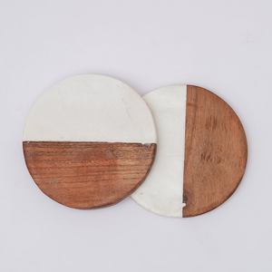 Collection de sous-verres rustiques en bois faits à la main pour la protection quotidienne de la table – Idéaux pour le thé et le café - Product Image 3