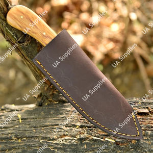 Couteau tactique EDC artisanal en acier Damas à pointe tombante, motif torsadé, pour la chasse, le camping, avec manche ergonomique en bois et étui en cuir, ODM - Product Image 6
