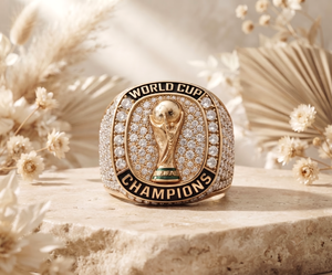 Bague de championnat en moissanite pavée ronde, cadeau de victoire sportive, bague signet en or, bague trophée de championnat de football - Product Image 4