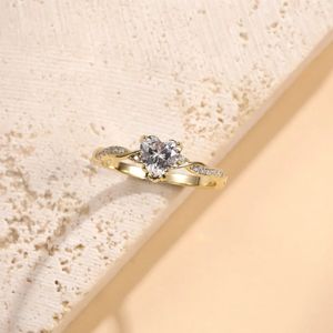 Anillo de Compromiso de Diamantes en Forma de Corazón de Lujo, Oro de 14K, Banda Trenzada, Joyería Delicada, Venta al Por Mayor - Product Image 1