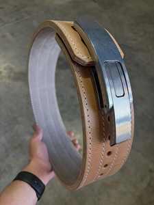 Cinturón de Cuero Personalizado para Levantamiento de Pesas con Hebillas de Palanca para Levantamiento de Pesas Pesadas - Product Image 2