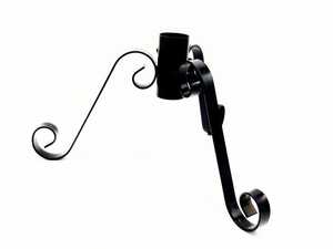 Soporte para árbol de Navidad de metal negro hecho a mano de los años 70 – Diseño curvo vintage único de 3 patas con tornillos de fijación, ideal - Product Image 4