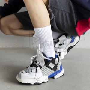 Calcetines de moda para hombre de marca privada personalizados, calcetines casuales cómodos para adultos, hombres y mujeres, a bajo precio. - Product Image 4