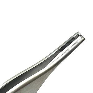 Pinzas Manuales de Acero Inoxidable Adson Tissue T.C Gold de 150 mm 10-191-150, Instrumento Quirúrgico de Precisión para Agarrar, Hermann Meditech - Product Image 5