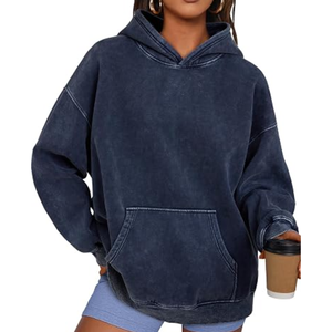 SILKZON INDS Hoodie streetwear original personnalisé en coton tricoté vieilli avec logo brodé sur le devant et manches tombantes pour femme - Product Image 1