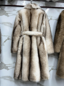 Manteau en fausse fourrure pour femme, veste d'hiver chaude et ample, vêtement d'extérieur en peluche douce, logo personnalisé, fabricant OEM, vente en gros, usine - Product Image 5