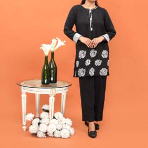 Blusa de seda con agarre adornado para mujer PW4181 1PC Camisa elegante contemporánea - Product Image 3