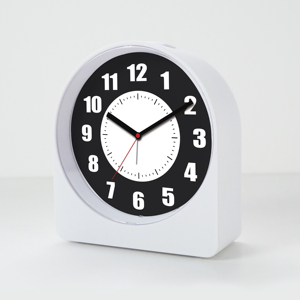 Réveil silencieux blanc de 3,7 pouces avec veilleuse d'ambiance pour salon, design de table minimaliste pour bureau, salle d'étude et espaces communs - Product Image 3