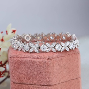 Bracelet jonc de luxe tendance en or massif 10K 14K 18K avec diamants marquise et ronds, bijoux fins avec diamant naturel - Product Image 4