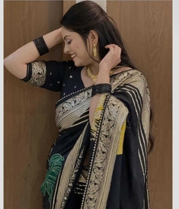 Sari en soie pure tissée à imprimé floral sans plis réversible pour femme KV (noir) pour mariage/fête - Product Image 3