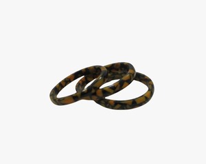 Brazaletes Delgados de Resina en Tono Negro y Dorado de Kurnool por HWC - Product Image 5