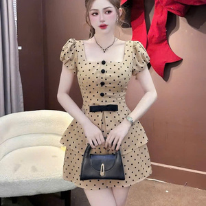 ชุดเซ็ตสองชิ้นลำลองผ้าฝ้ายสำหรับผู้หญิง ใส่สบาย ซักได้ เป็นมิตรกับสิ่งแวดล้อม แฟชั่น บรรจุภัณฑ์แบบกำหนดเอง ผลิตในเวียดนาม - Product Image 1