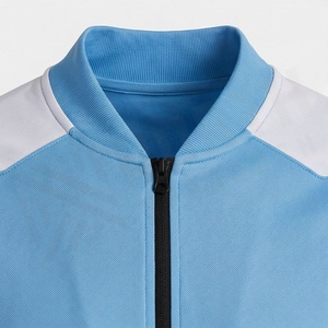 Survêtement bleu clair pour homme, design sportif à fermeture éclair intégrale, blocs de couleur, poches latérales, polyester respirant, idéal pour l'automne - Product Image 4