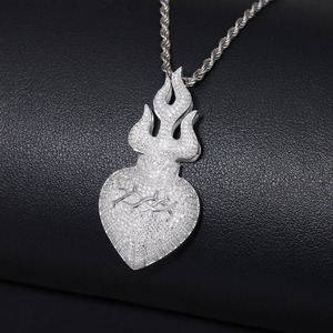 Oferta Especial: Colgante de Moissanita Estilo Hiphop, Joyería de Moda con Excelente Artesanía para Hombres y Mujeres, Disponible al Mejor Precio - Product Image 4